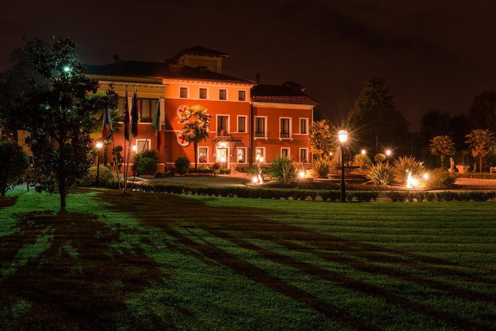 Park Hotel Villa Vicini Preganziol Bagian luar foto